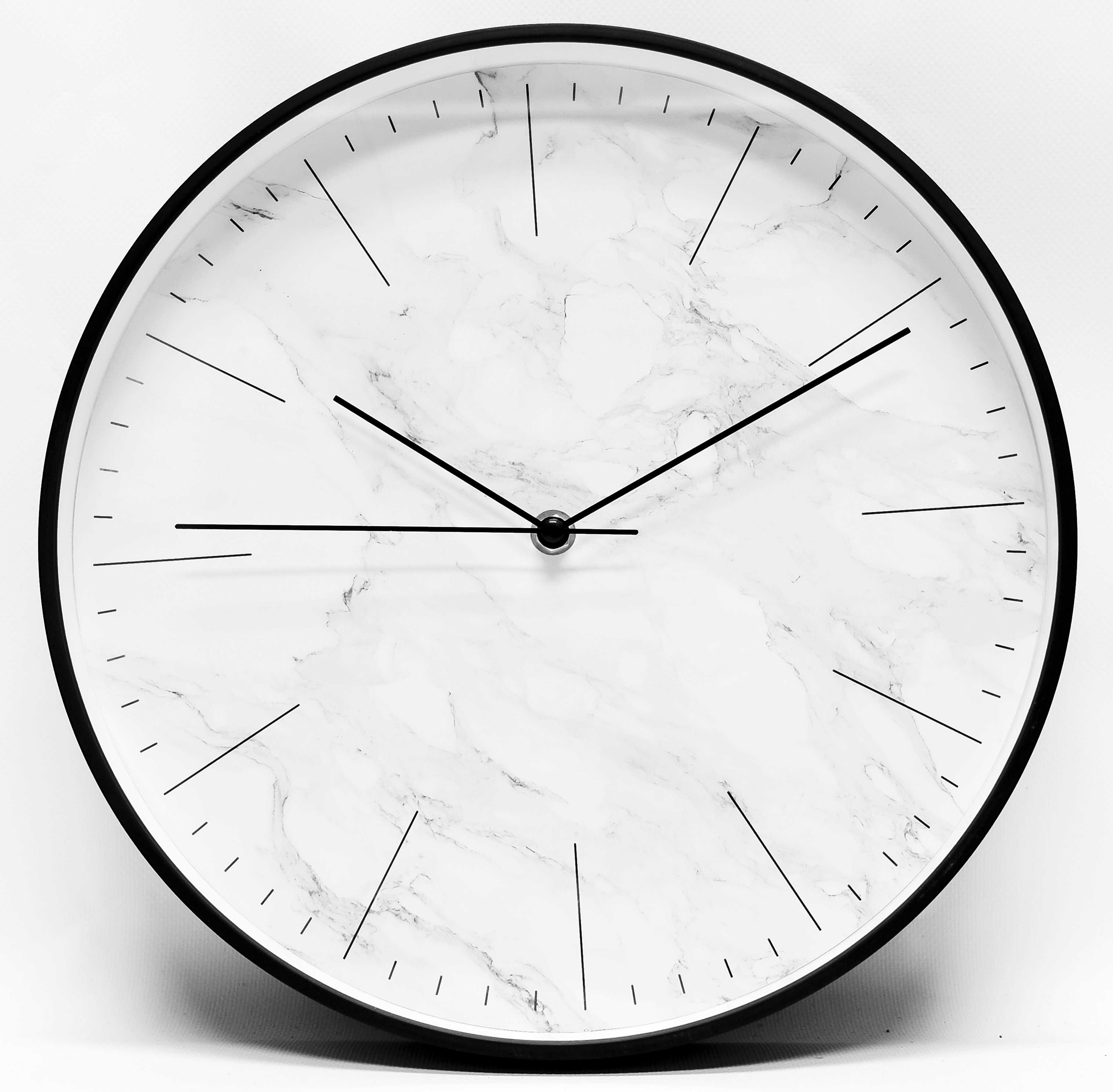 635205 Quarz-Wanduhr, Ø = 32cm